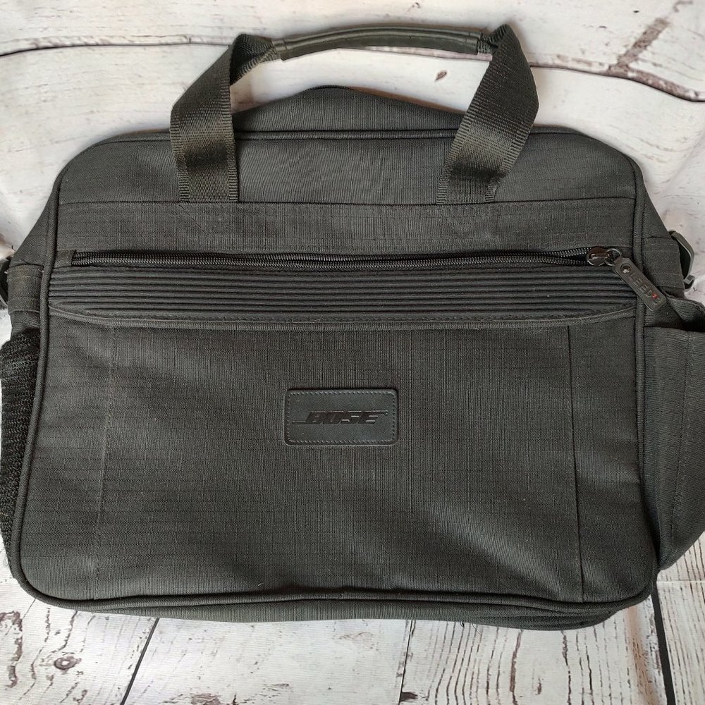 Bose Leed's Messenger Laptop Bag
